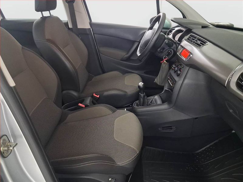 Citroën C3 (2013) Exclusive 1.0 VTi, Tempomat - fotka 9 z 15