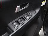 Kia Sportage (2011) 1.7CRDi, ČR, AC, park.asist - náhled 10