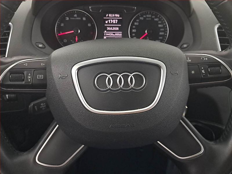 Audi Q3 (2016) 1.4 TFSI, Automat, Tempomat - fotka 17 z 20
