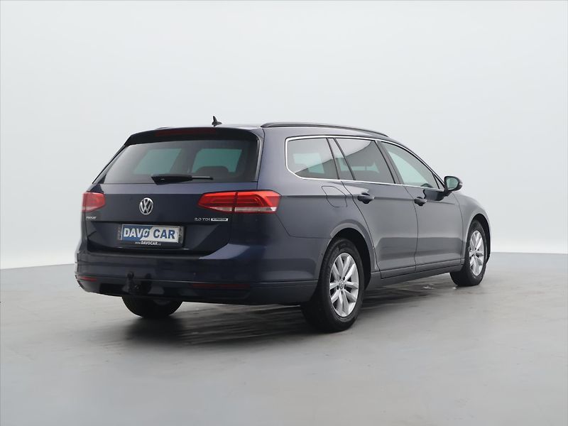 Volkswagen Passat 2.0 TDI 110kW Comfortline - fotka 6 z 29