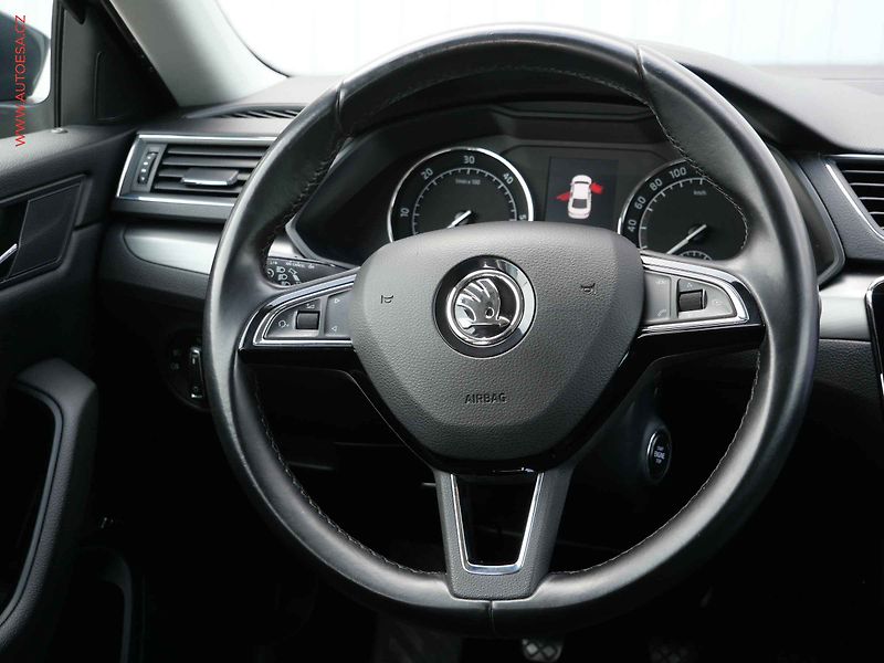 Škoda Superb (2017) 2.0TDi, Bixen, navi - fotka 11 z 32