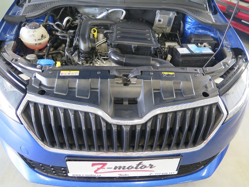 Škoda Fabia (2021) 1.0TSI,kamera,klima,výhřev, - fotka 22 z 26