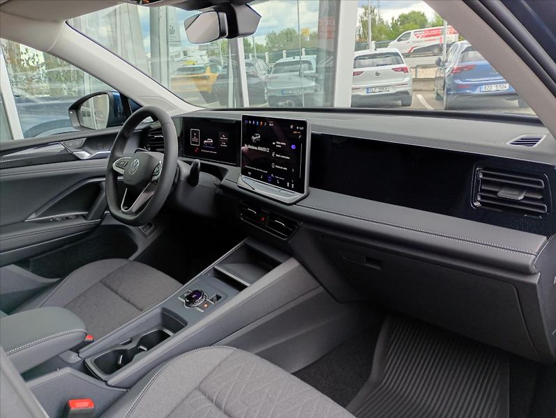 Volkswagen Tiguan (2026) 1,5 eTSI 110 kW mHEV  People - fotka 17 z 18