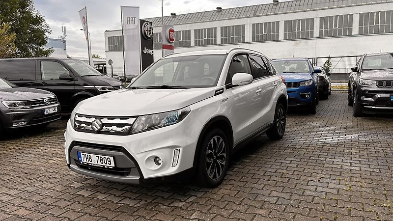 Suzuki Vitara 1.6i Automat - fotka 3 z 17