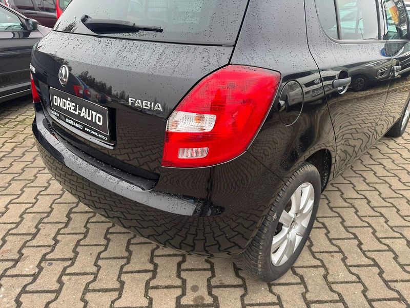 Škoda Fabia (2013) 1,2 HTP 51 KW KM STK 1. MAJ. - fotka 12 z 49