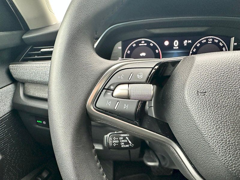 Škoda Octavia (2024) 1.5 TSI 110kW MHEV Top Selecti - fotka 10 z 26