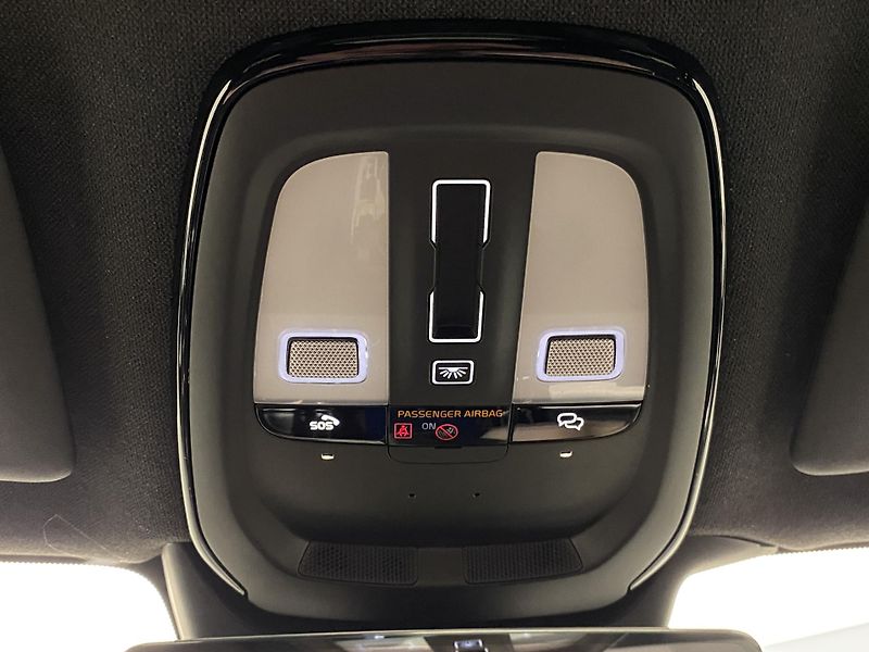 Volvo XC40 (2026) B3 AUT DARK ULTRA  - fotka 61 z 61