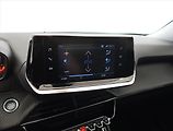 Peugeot 2008 (2022) Allure 1.2 PureTech, Automat - náhled 16