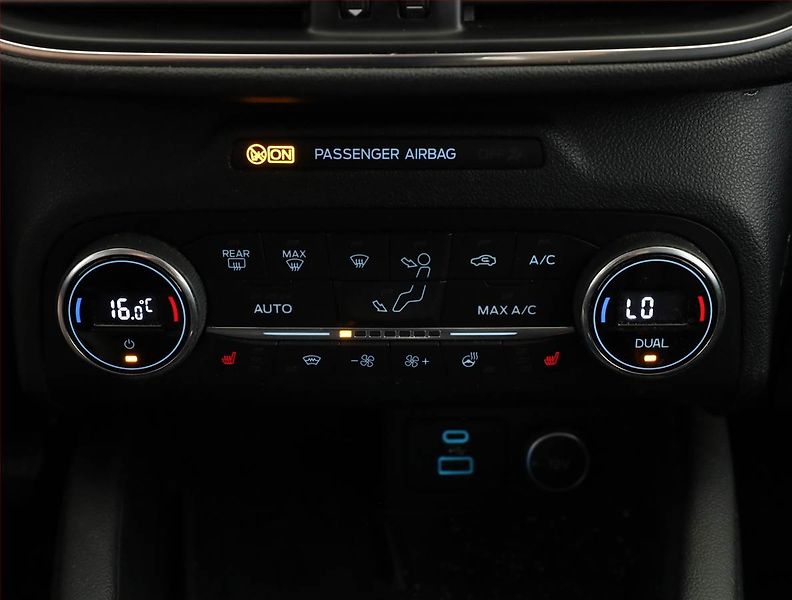 Ford Kuga (2020) Titanium 1.5 EcoBlue - fotka 12 z 18