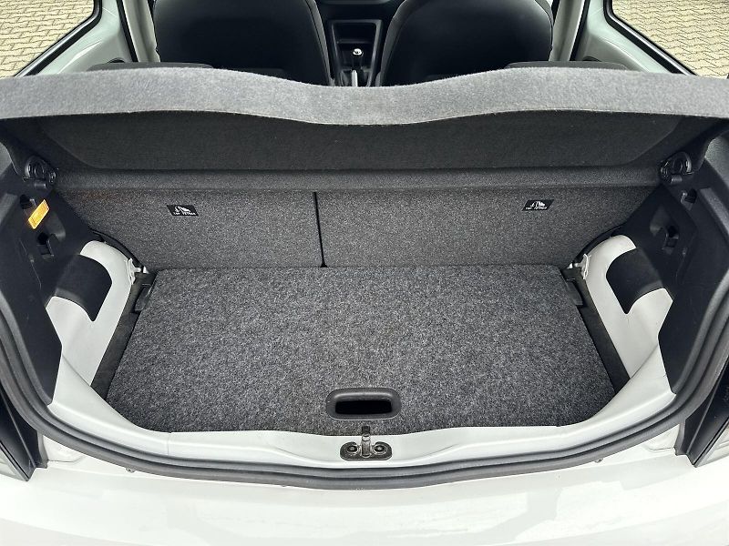 Volkswagen up! (2020) 1.0 MPI move - fotka 17 z 22