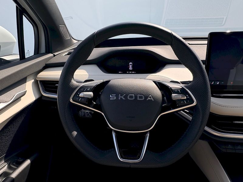 Škoda Enyaq (2025) 85 kWh / 210 kW / L&K - fotka 26 z 36