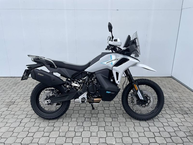 CFMOTO (2026) 1000MT-X Adventure EU5+ - fotka 2 z 12