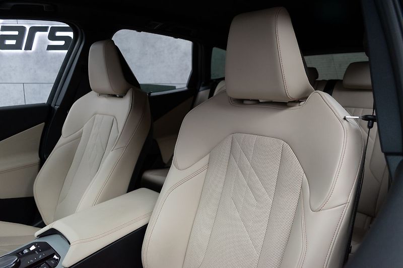 BMW X3 xDrive20d ///MSPORT*ZÁRUKA*1.M - fotka 19 z 51