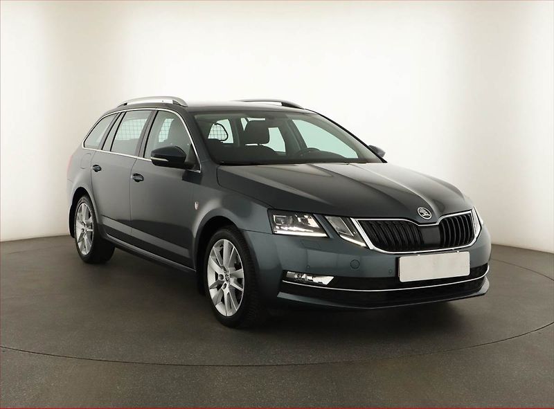 Škoda Octavia (2017) 1.6 TDI, Navi, Tempomat - fotografie inzerátu