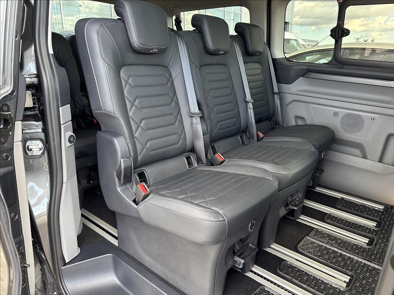 Ford Tourneo Custom 2,5 PHEV 171kW Titanium X L1 - fotka 19 z 59