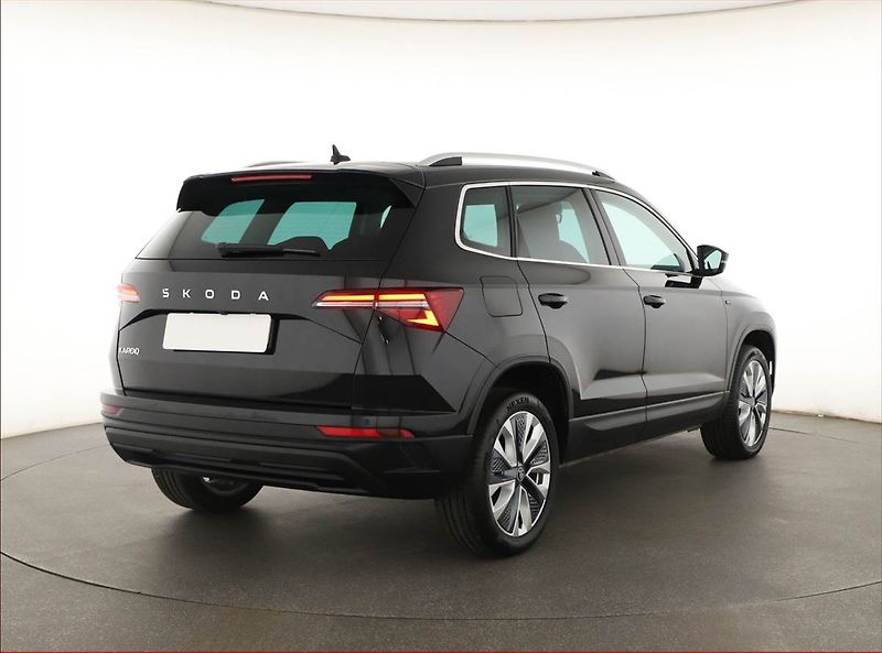 Škoda Karoq (2025) 2.0 TDI, Drive, FullLed - fotka 5 z 17