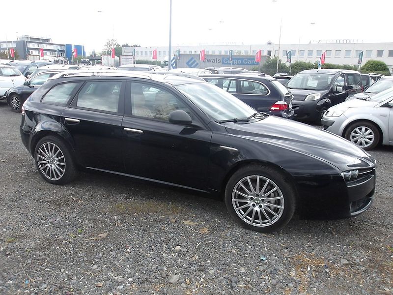 Alfa Romeo 159 2,4JTD HLUČNÁ SPOJKA ! - fotka 8 z 30