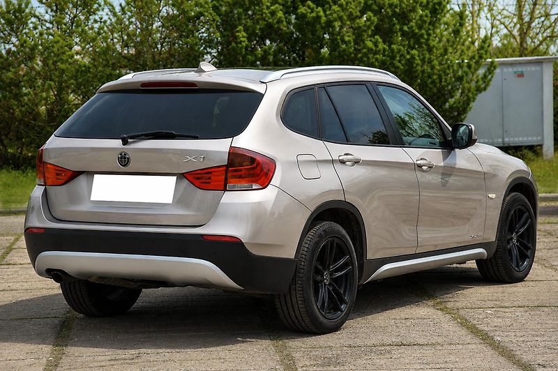 BMW X1 xDrive20d,KŮŽE,NAVI,TEMP,KLIMA - fotka 3 z 50
