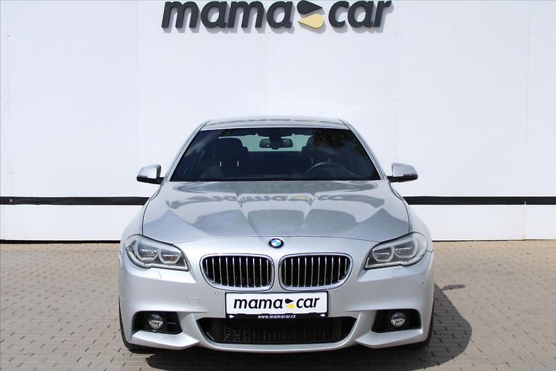 BMW Řada 5 530d xDrive 190kW M PAKET ČR - fotka 2 z 32