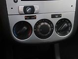 Opel Corsa (2014) 1.2 - náhled 15