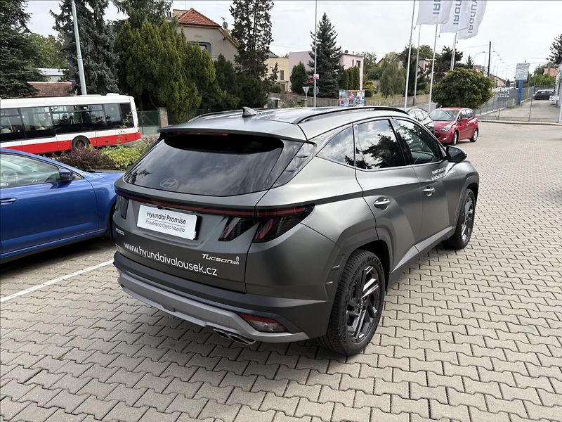 Hyundai Tucson 1,6 T-GDi 4x2 DCT  20 Years - fotka 5 z 17