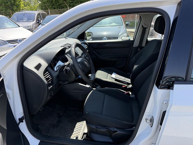 Škoda Fabia 1.0 TSI KOMBI - fotka 8 z 13