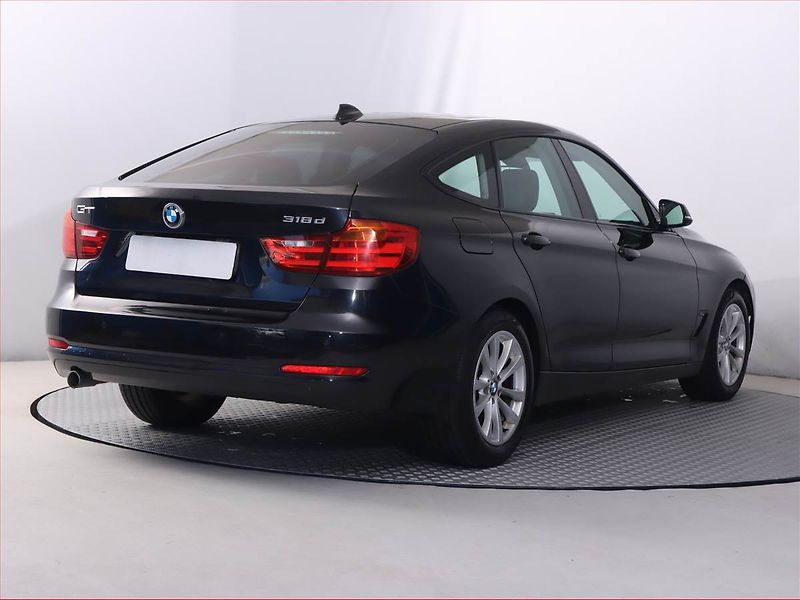 BMW Řada 3 (2013) 318d GT, Automat, Serv.kniha - fotka 5 z 23