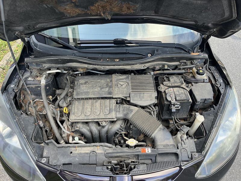 Mazda 2 1.5 GT MZA / 1.maj. / ČR /  - fotka 26 z 26