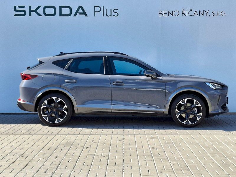 Cupra Formentor (2024) DSG 1,5TSi 110kW - fotka 11 z 35