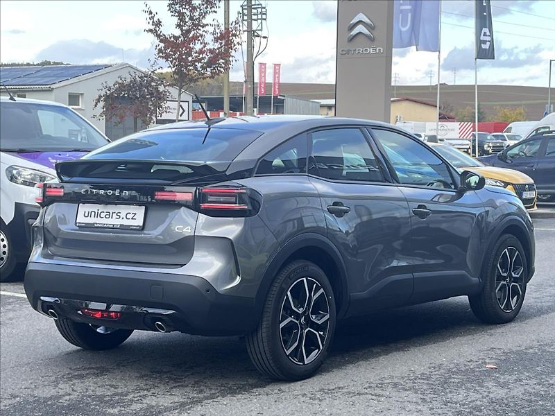 Citroën C4 1,2 PT  Hybrid Plus-Záruka - fotka 5 z 23