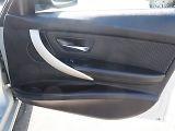 BMW Řada 3 (2016) 320D xDrive, A/T - náhled 19
