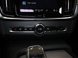 Volvo V90 2,0 B6 AWD Ultimate Dark B&W - náhled 16