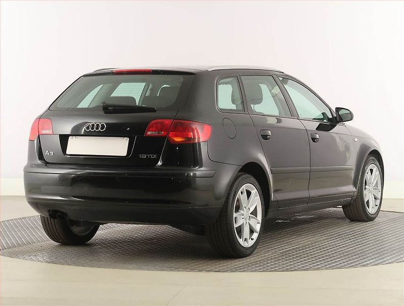 Audi A3 (2007) 1.9 TDI, po STK - fotka 5 z 15