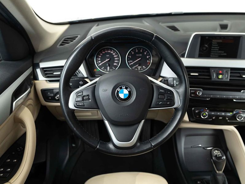 BMW X1 sDrive 18i - fotka 14 z 21