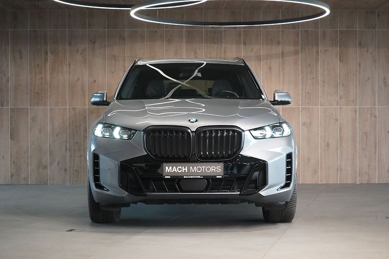 BMW X5 30d xDrive, Ventilace, Tažné - fotka 4 z 49