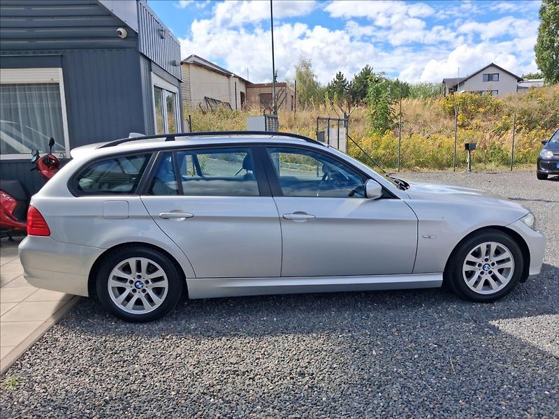 BMW Řada 3 2,0 - fotka 8 z 15