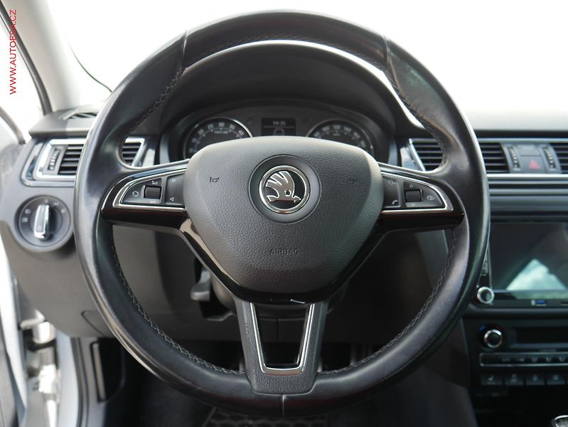 Škoda Rapid (2014) 1.6TDi, ČR, Výhř.sed. - fotka 13 z 16