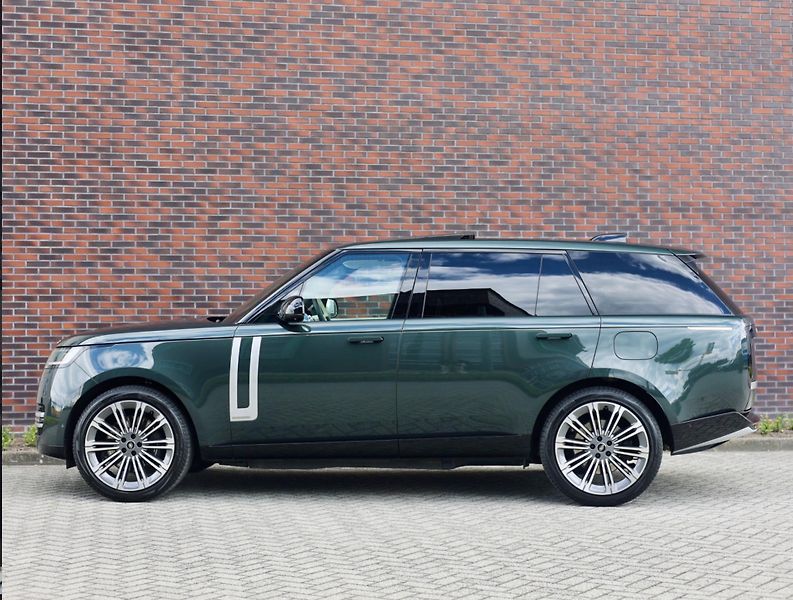 Land Rover Range Rover (2024) P460e Autobiography LWB - fotka 12 z 50