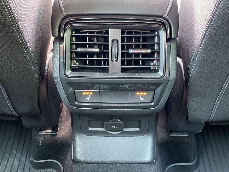 Škoda Karoq (2025) 2,0 TDI 110 kW 4x4 DSG Sportli - fotka 18 z 25