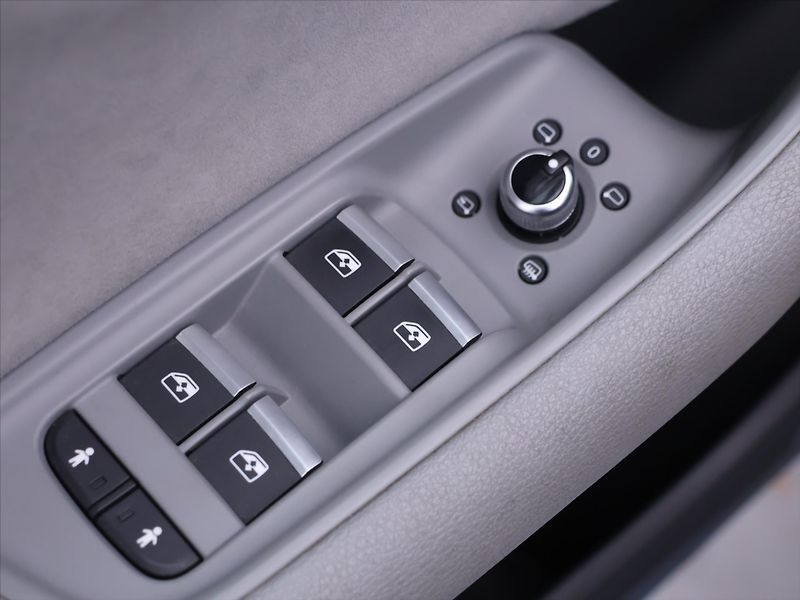 Audi Q7 3,0 TFSI 245kW Quattro Tiptron - fotka 16 z 38