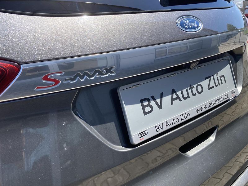 Ford S-MAX (2018) 2.0 TDCi Titanium, 7míst - fotka 36 z 42