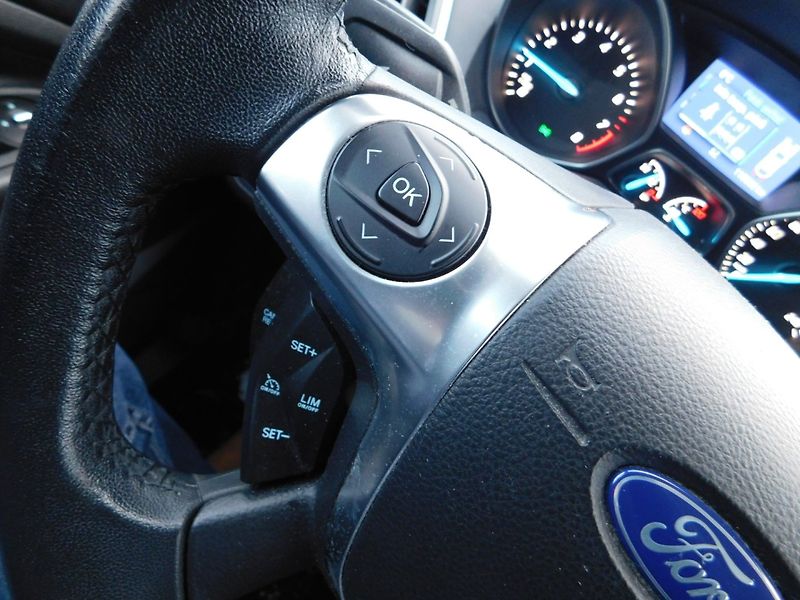 Ford Kuga (2014) 1.6  EB SPORT - fotka 9 z 34