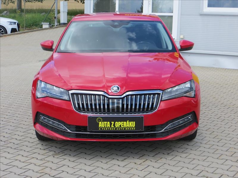 Škoda Superb 2,0 TDI 147kW 4x4 Style DSG ČR - fotka 2 z 29