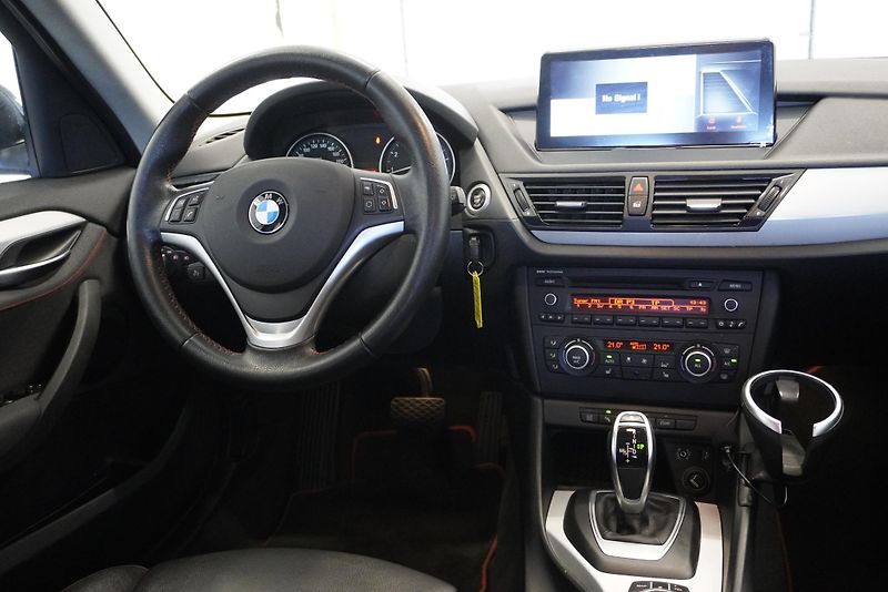 BMW X1 2,0 XDRIVE28I AUT. - fotka 22 z 30