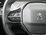 Peugeot 2008 - náhled 17