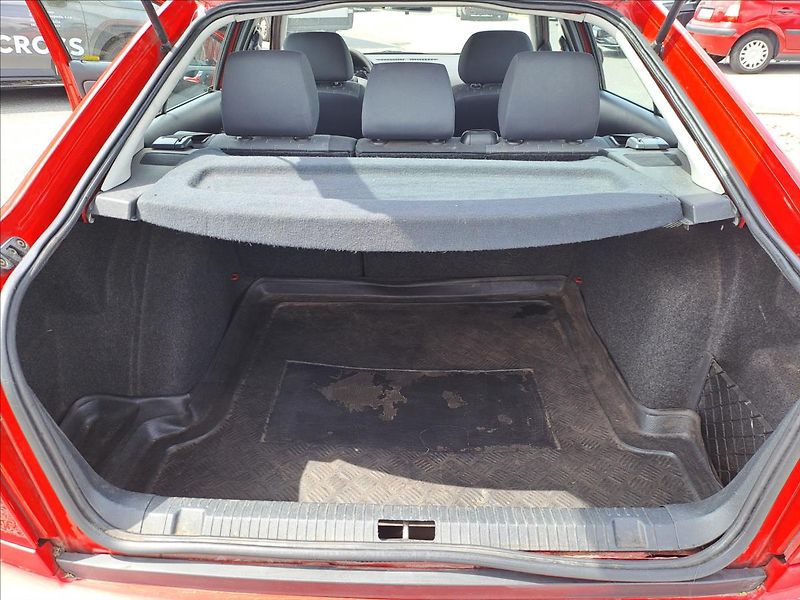 Škoda Octavia 1,9 TDI - fotka 13 z 13