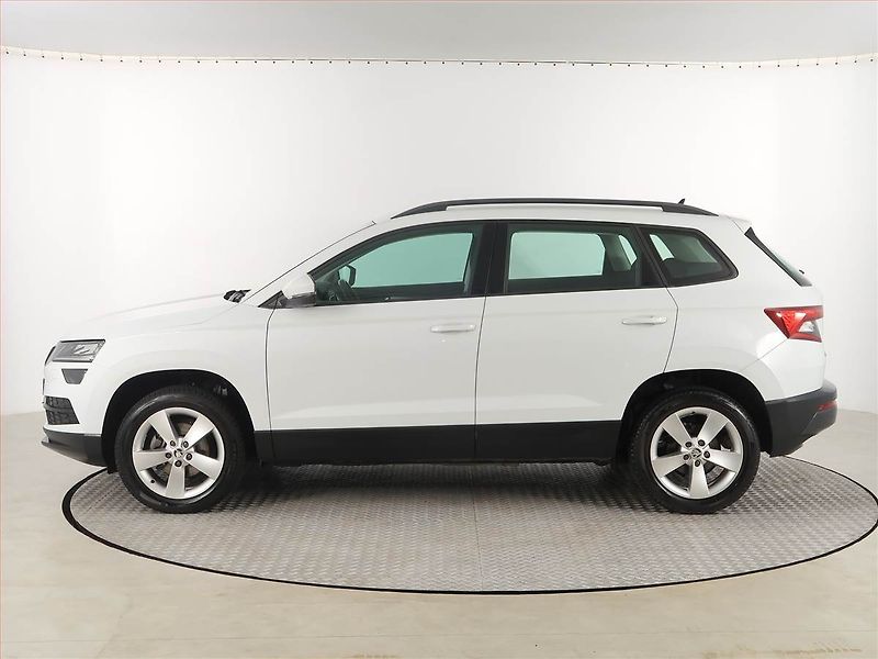Škoda Karoq (2019) Style 1.0 TSI, Navi, Tempomat - fotka 3 z 17