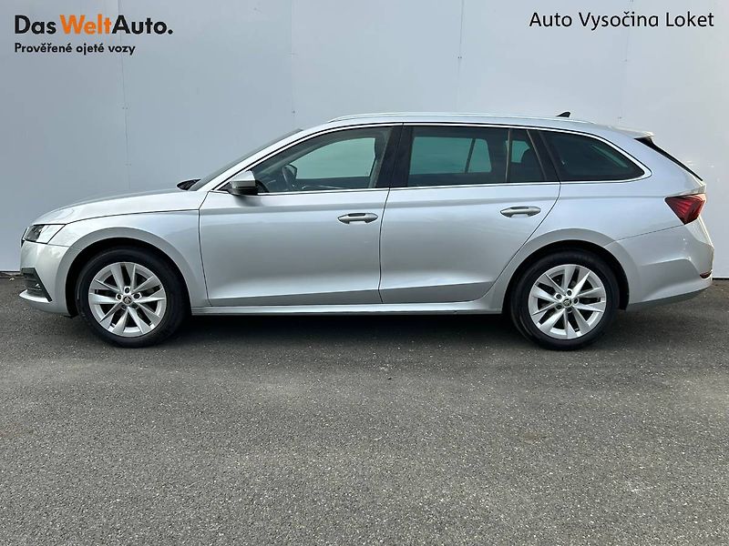 Škoda Octavia (2023) 2.0TDI DSG 110 kW TAŽNÉ Head U - fotka 3 z 35