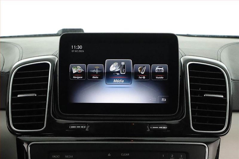 Mercedes-Benz GLE (2019) 350 d 4MATIC - fotka 15 z 21