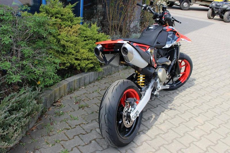 Ducati (2024) Hypermotard 698 RVE 2024 - fotka 5 z 10